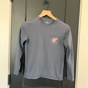 Vineyard Vines Blue Long Sleeve Tee with Relaxed Fit